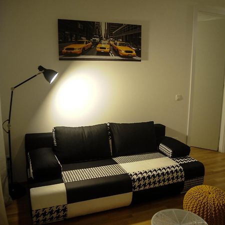 Golden Gate Apartment ซาดาร์ ภายนอก รูปภาพ