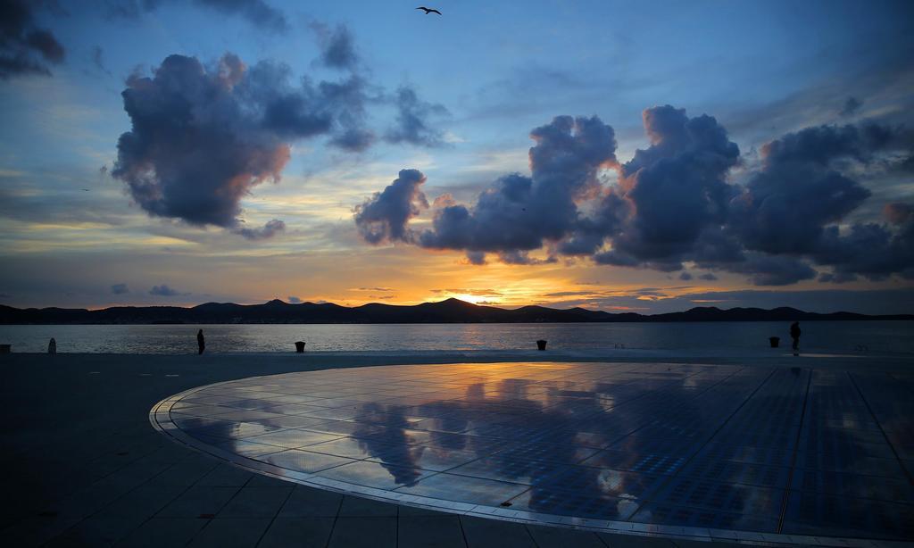 Golden Gate Apartment ซาดาร์ ภายนอก รูปภาพ