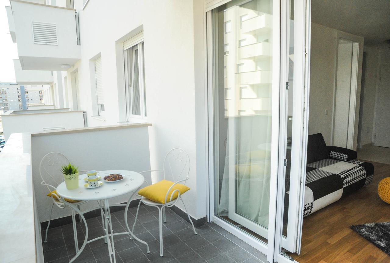 Golden Gate Apartment ซาดาร์ ภายนอก รูปภาพ
