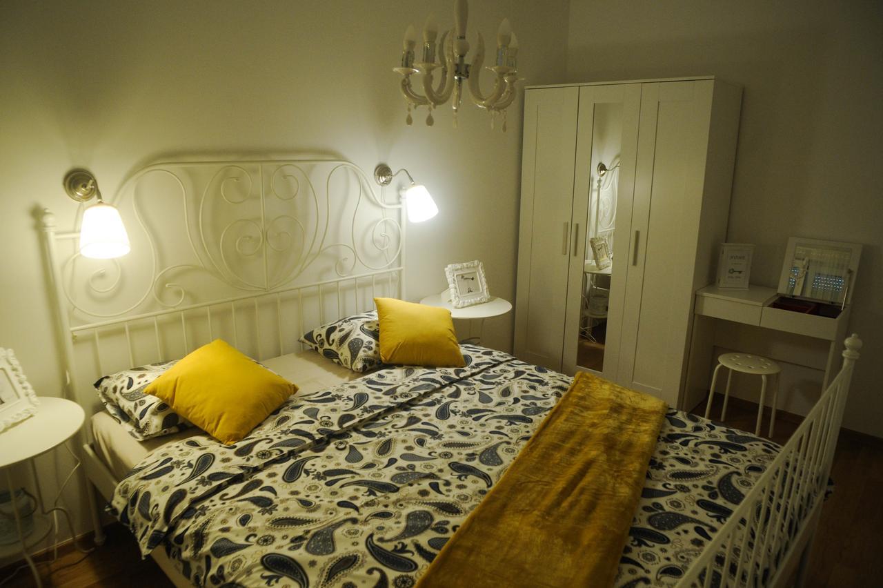 Golden Gate Apartment ซาดาร์ ภายนอก รูปภาพ